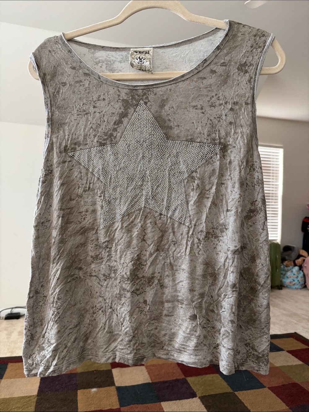 Vocal Velvet Star Sleeveless Tank Top - Gray
